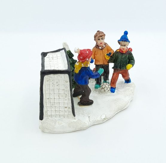 Figurka ceramiczna dzieci grające dekoracja makieta prezent upominek - obrazek 6