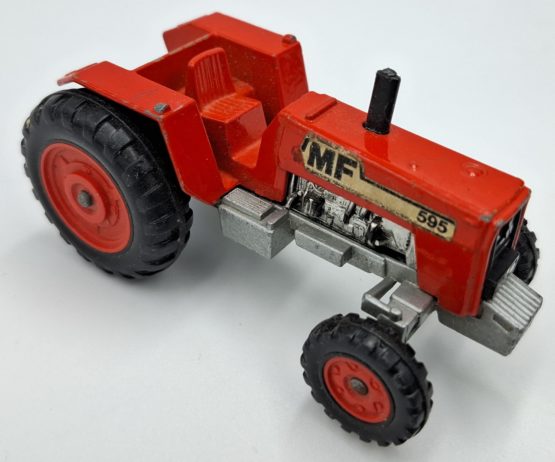 Stary resorak kolekcjonerski Matchbox 1978 Traktor Ferguson K-35 - obrazek 3