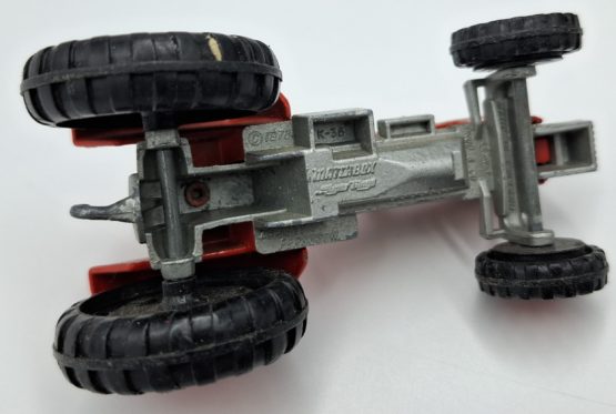 Stary resorak kolekcjonerski Matchbox 1978 Traktor Ferguson K-35 - obrazek 5