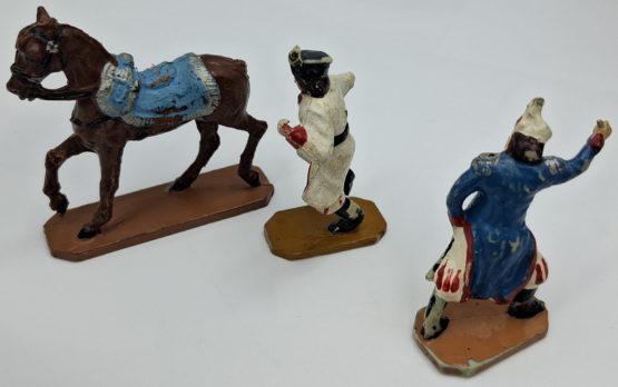 Stare kolekcjonerskie figurki PRL - obrazek 3