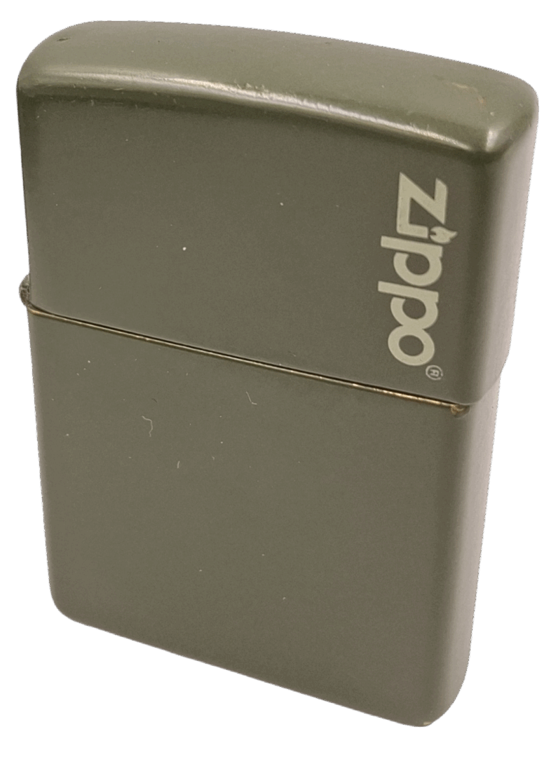 BackgroundEraser_20251020_072549181 stara zapalniczka kolekcjonerska zippo